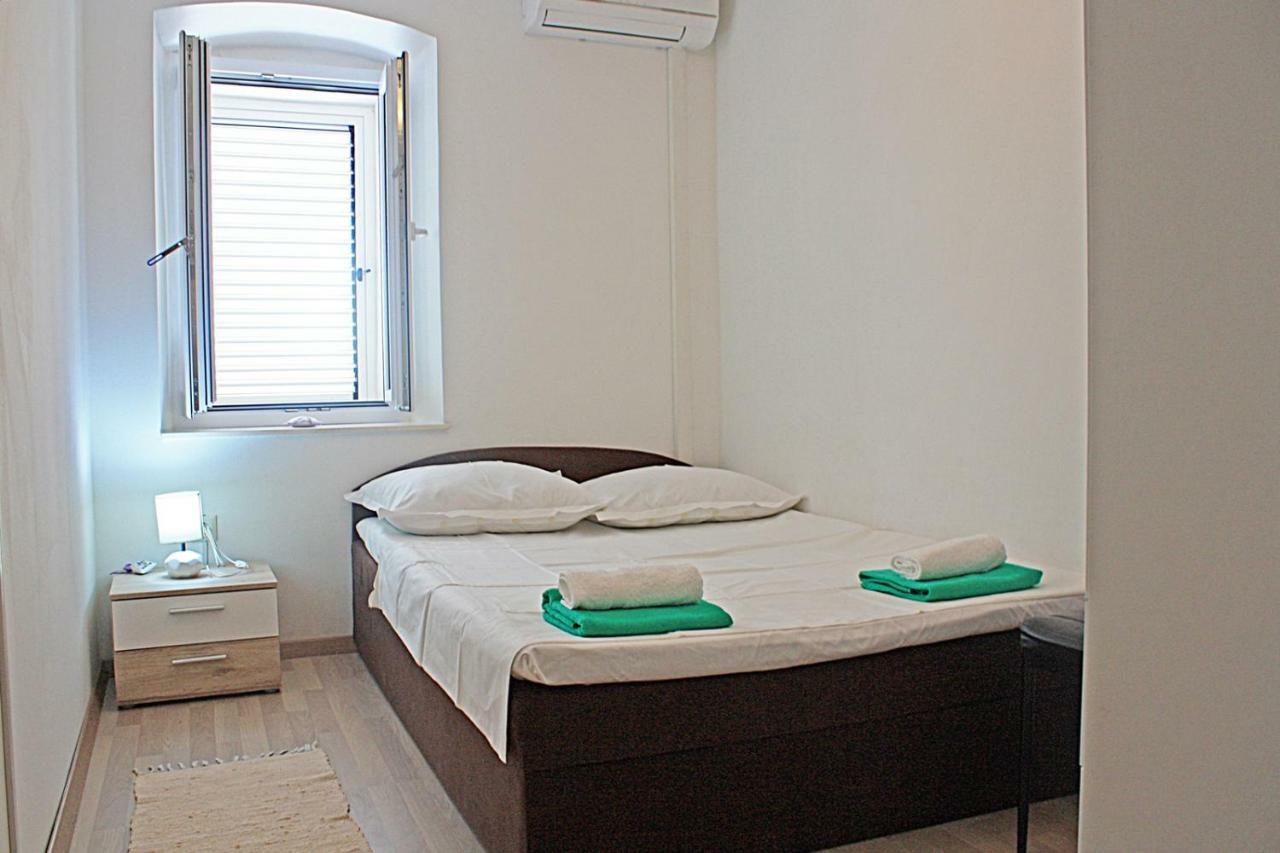 Apartment Tomislav ซาโอสโตรก ภายนอก รูปภาพ